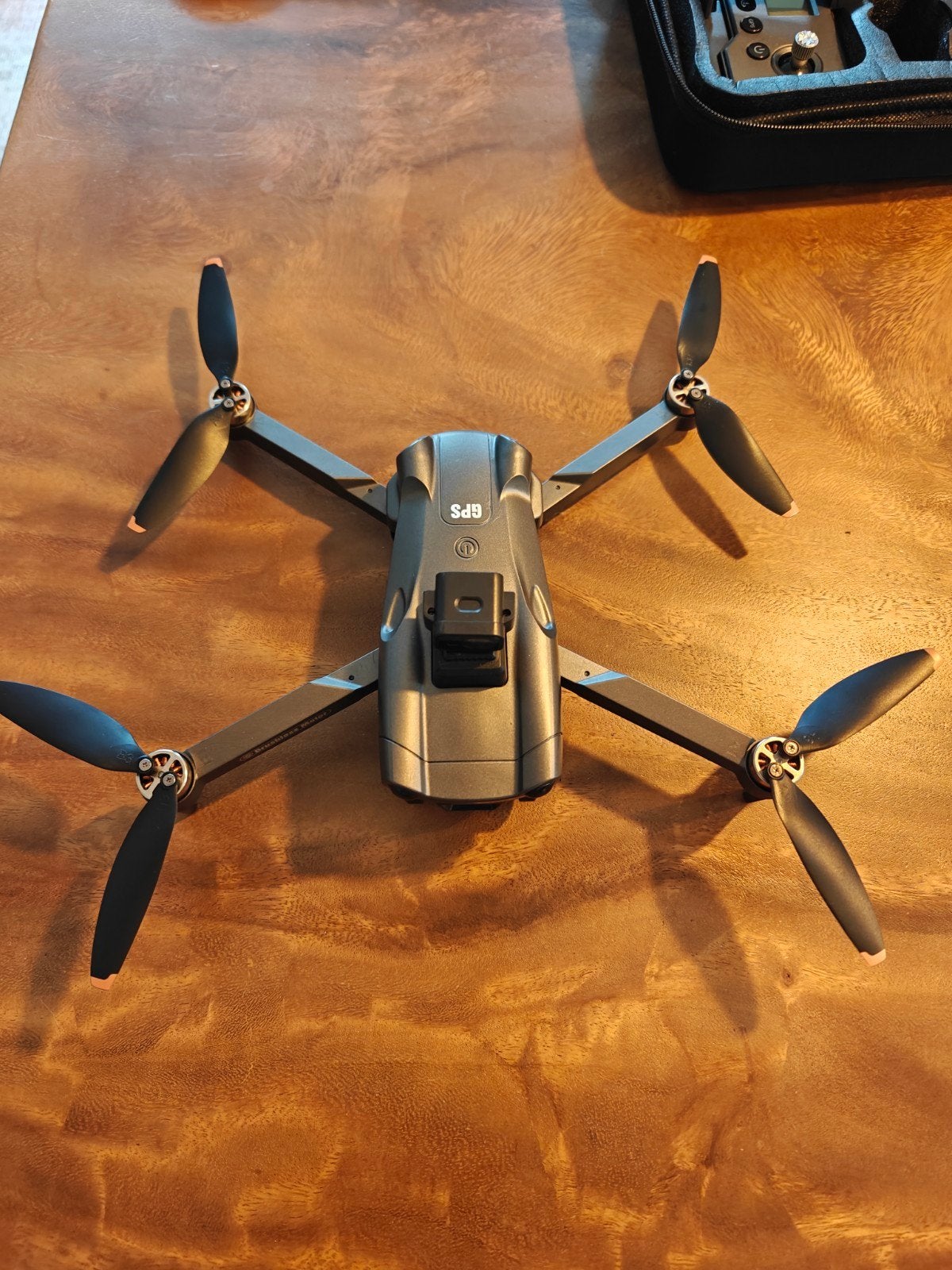 AIR+ drone met extra accessoires, Ophalen of Verzenden, Zo goed als nieuw