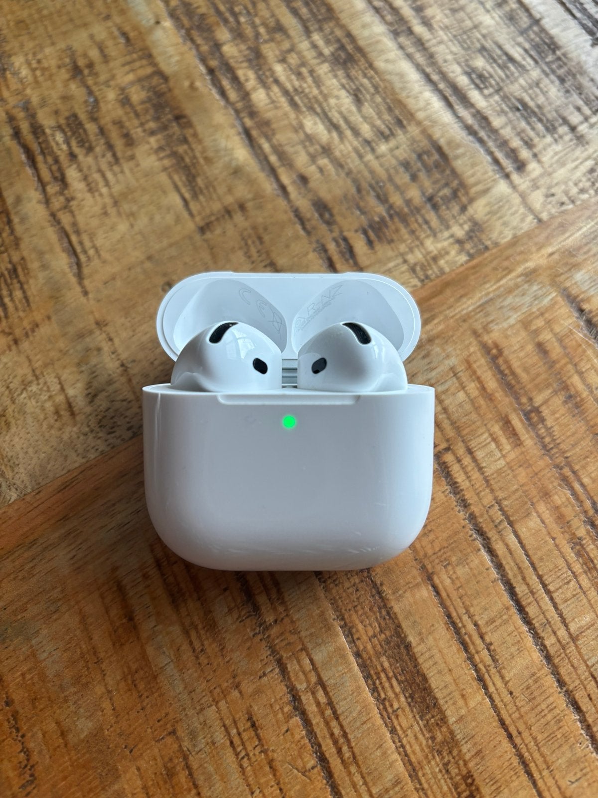 Apple AirPods 4 met actieve ruisonderdrukking, In-ear, Bluetooth, Ophalen of Verzenden, Zo goed als nieuw