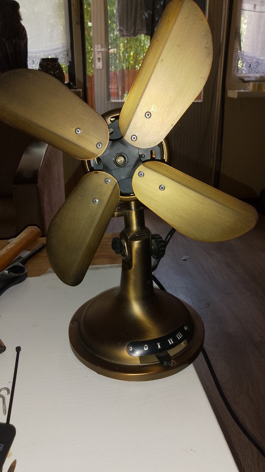 Gouden ventilator, werkt perfect, zonder beschermkap, Ophalen, Gebruikt, Tafelventilator