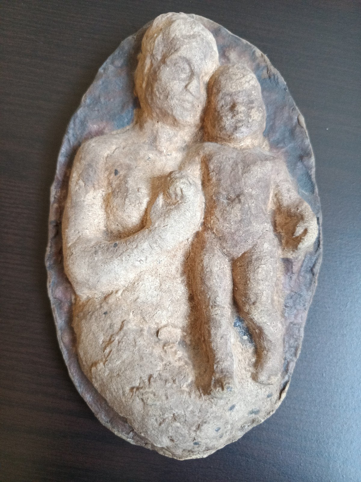 Uniek Mobach reliëf: Moeder en kind, Antiek en Kunst, Handgemaakt, Ophalen of Verzenden, Wanddecoratie, 20 - 50 cm
