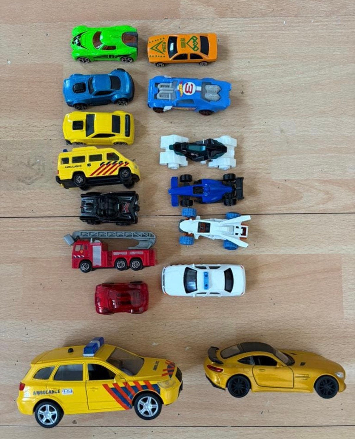 Diverse speelgoed autootjes en vliegtuigjes., Ophalen of Verzenden, Zo goed als nieuw