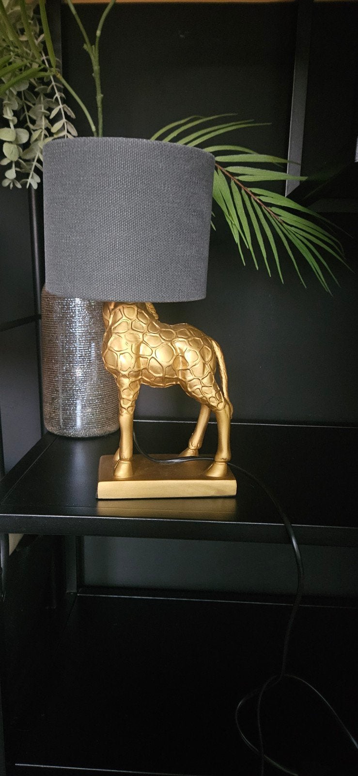 Gouden Giraffe Tafellamp met Grijze Kap - Uniek Design, Kunststof, Goud, Met kap, E27 (groot)