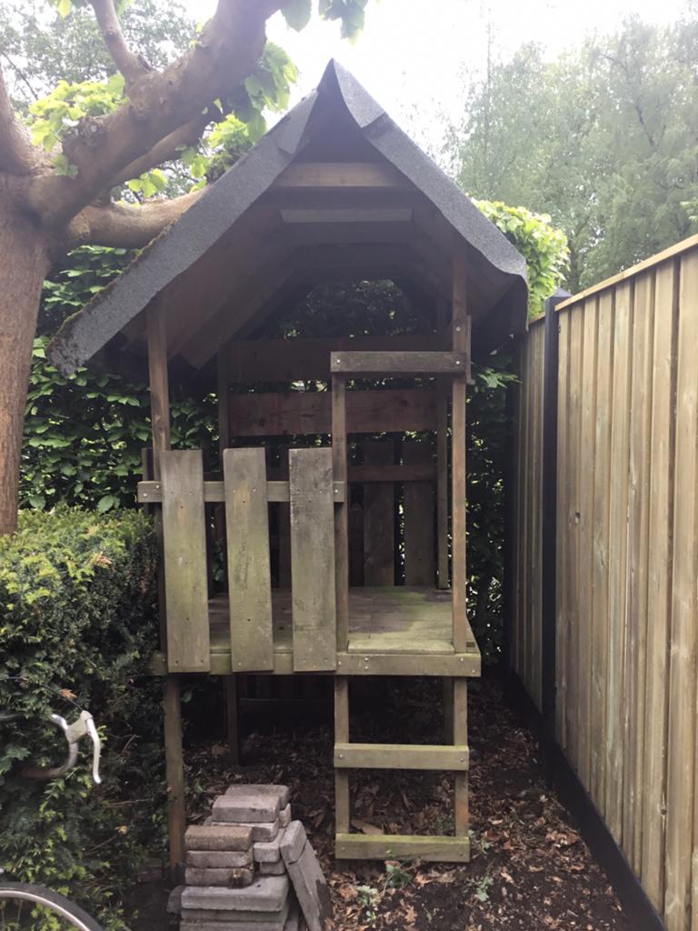 Zelfgemaakt speelhuisje, Ophalen, Gebruikt, Hout