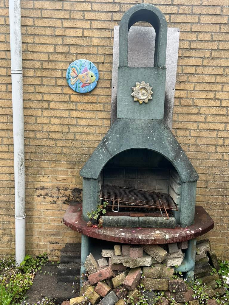 Betonnen Tuinhaard/barbecue, Ophalen of Verzenden, Gebruikt