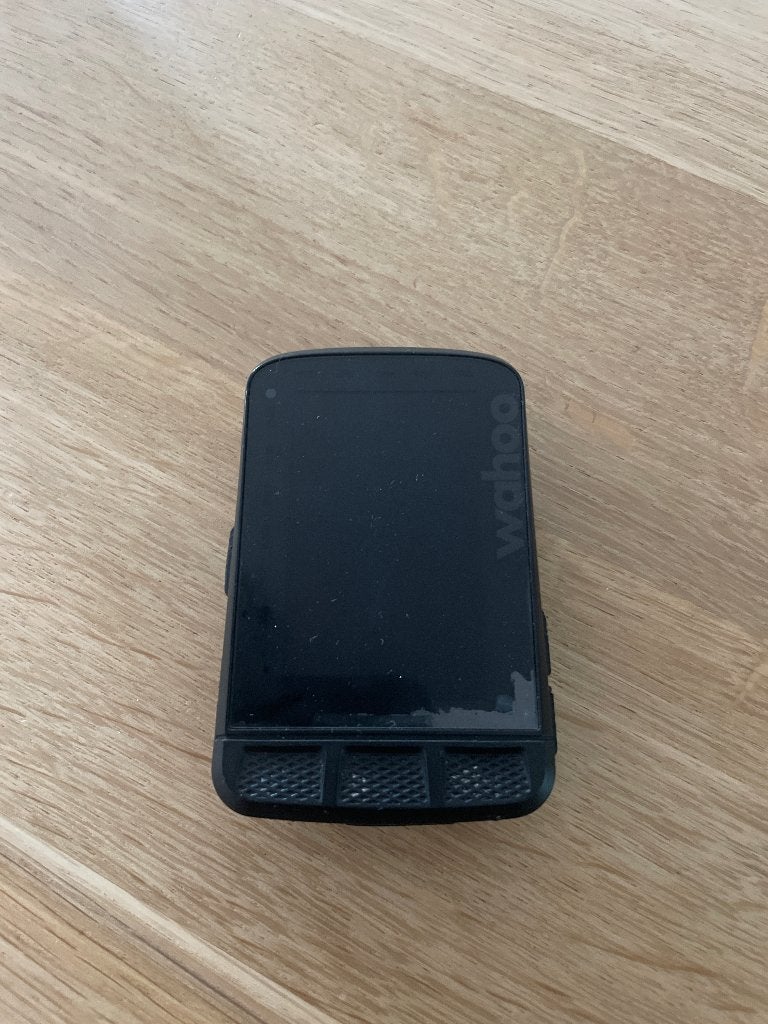 Wahoo Elemnt Roam (opknapper), Fietsen en Brommers, Fietsaccessoires | Fietscomputers, Ophalen, GPS, Gebruikt