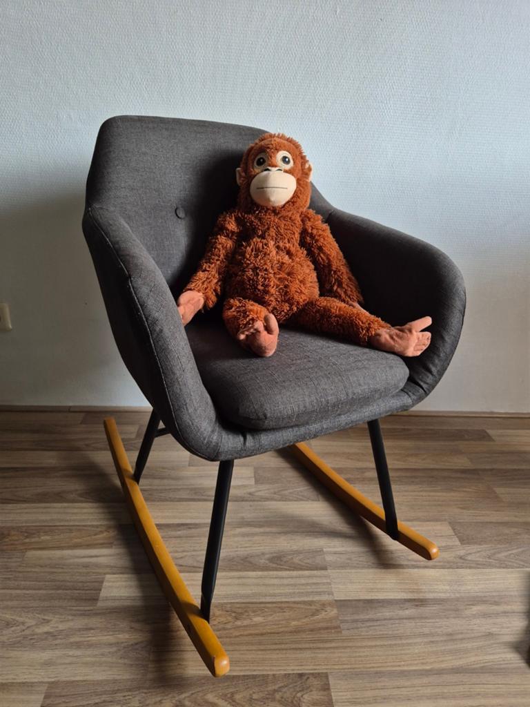 Antraciet schommelstoel kinderformaat home24 boland, Ophalen, Zo goed als nieuw, Overige typen
