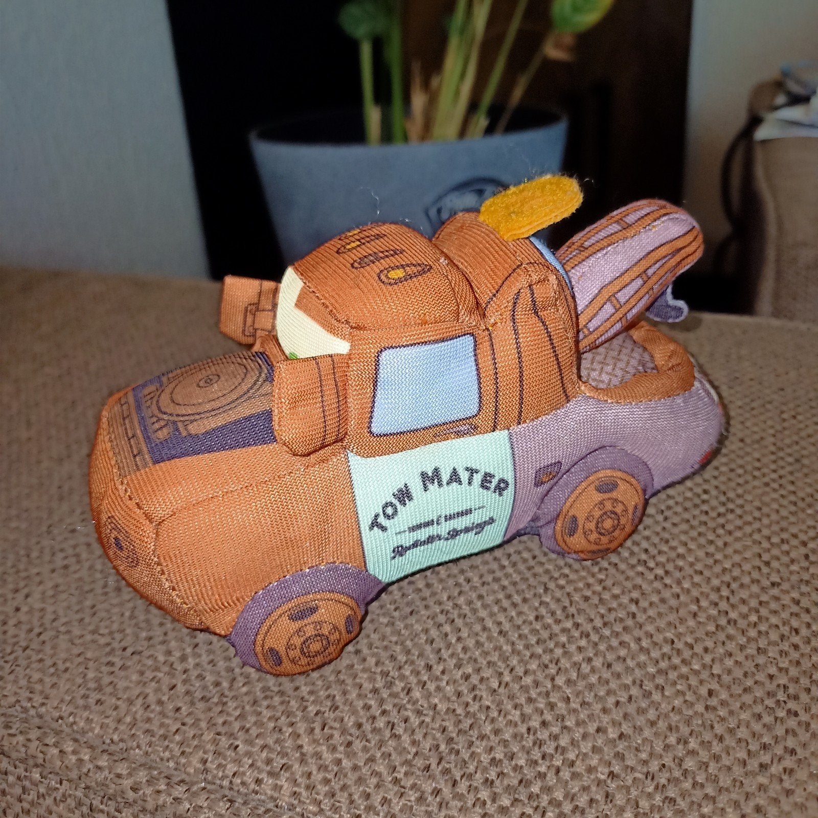 Disney, takelauto, cars, tow mater., Disney, Overige karakters, Overige typen, Ophalen of Verzenden