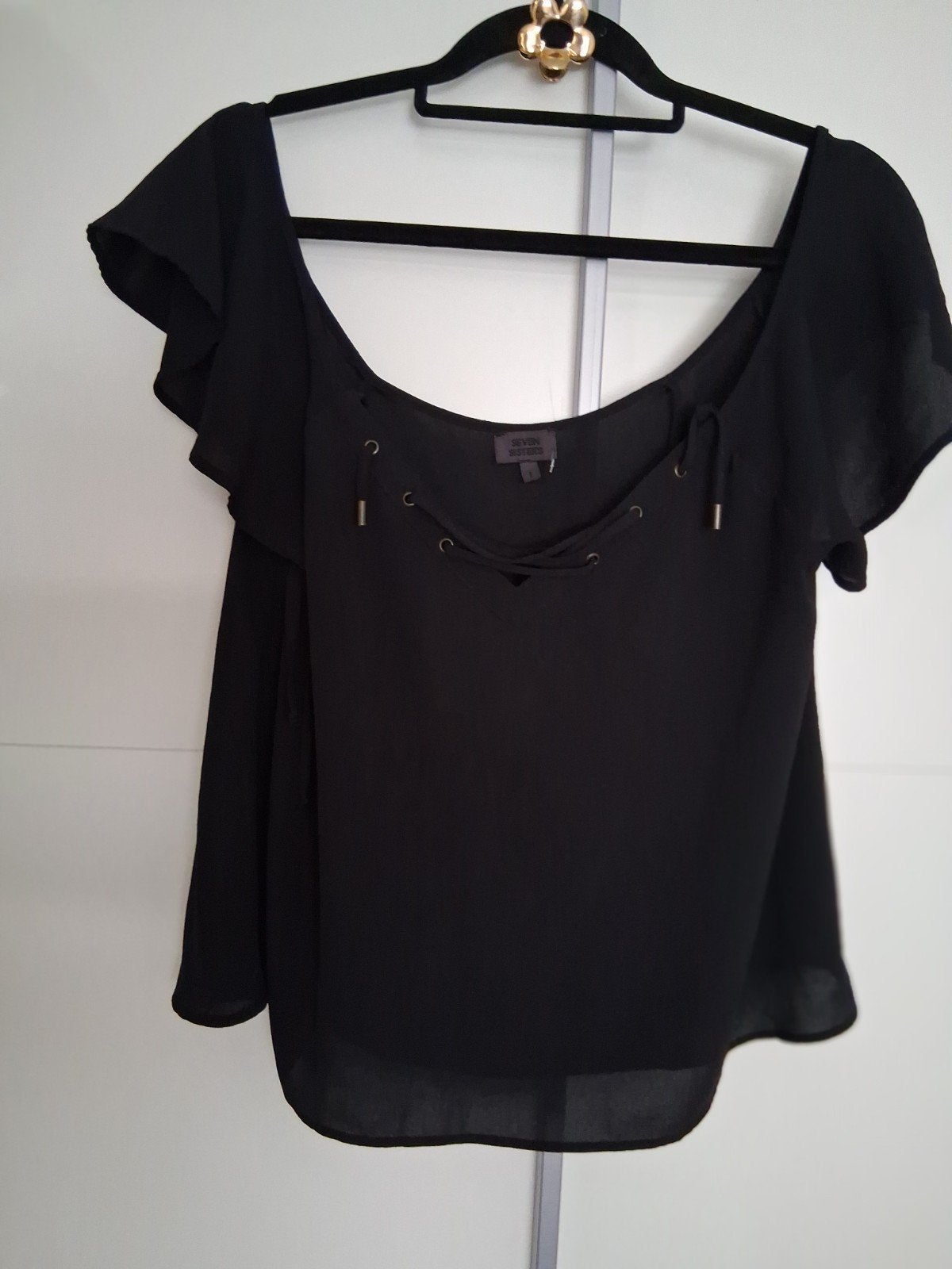 Zwarte off-shoulder top  - Seven Sisters, Kleding | Dames, T-shirts, Seven Sisters, Zwart, Ophalen of Verzenden, Zo goed als nieuw