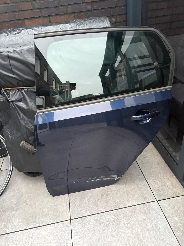 Volkswagen Up! linksachterdeur donkerblauw (lakcode H5X), Ophalen, Gebruikt, Achter, Volkswagen