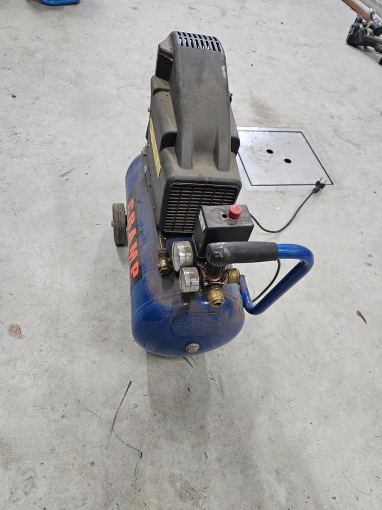 Compressor, Minder dan 25 liter, Ophalen of Verzenden, Gebruikt, Minder dan 200 liter/min