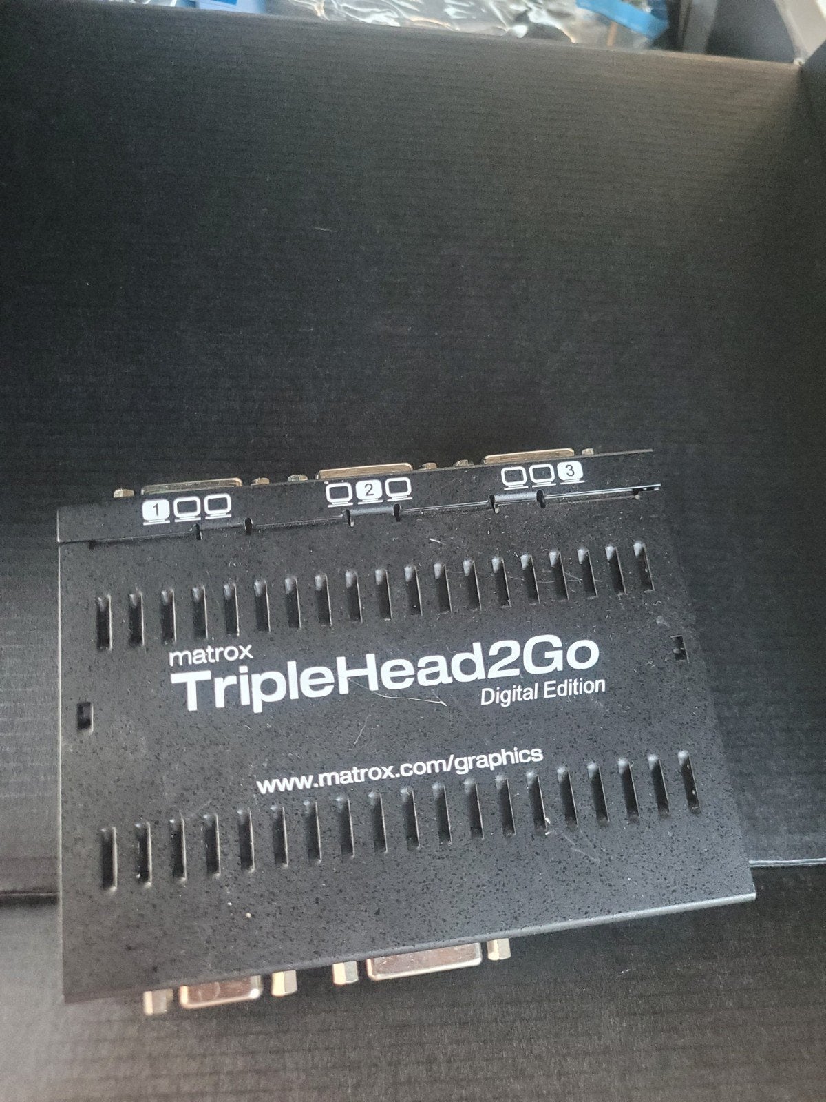 Matrox TripleHead2Go Digital Edition met kabels, Ophalen, Gebruikt