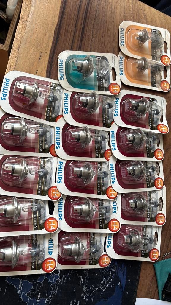 16 x auto lampen h4 philips 12v 60/55 w 2 x h7 12 v 55w, Auto-onderdelen, Ophalen of Verzenden, Nieuw