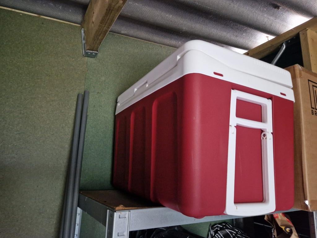 Brisby Koelbox Actief Gekoeld plus koelbo - Rood, Nieuwstaat, Ophalen of Verzenden, Koelelement