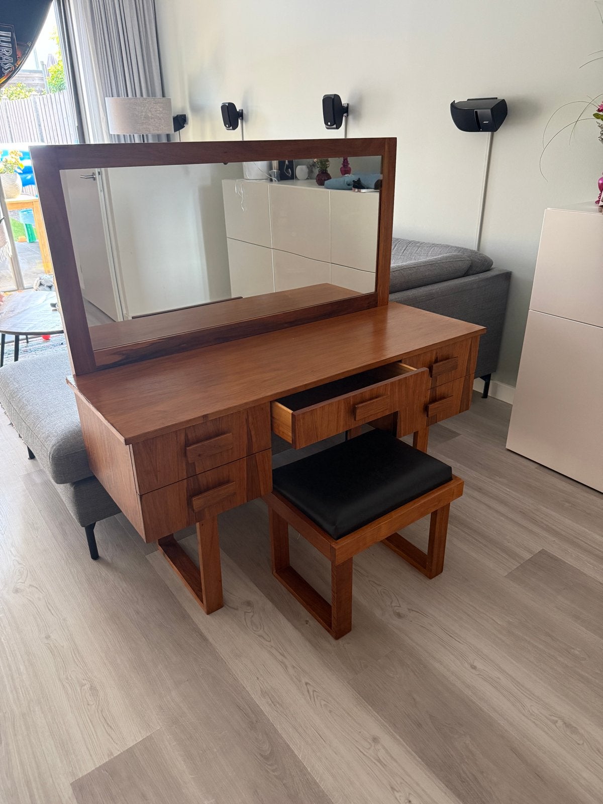 Unieke Teaken Kaptafel Jaren '60 met spiegel en krukje, Huis en Inrichting, Ophalen, Gebruikt, 100 tot 150 cm, Minder dan 100 cm
