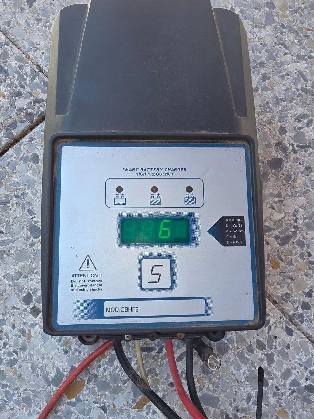 Golfkar Energiebesparende  Lader ACCU 12/24/36/48 Volt, Ophalen, Nieuw