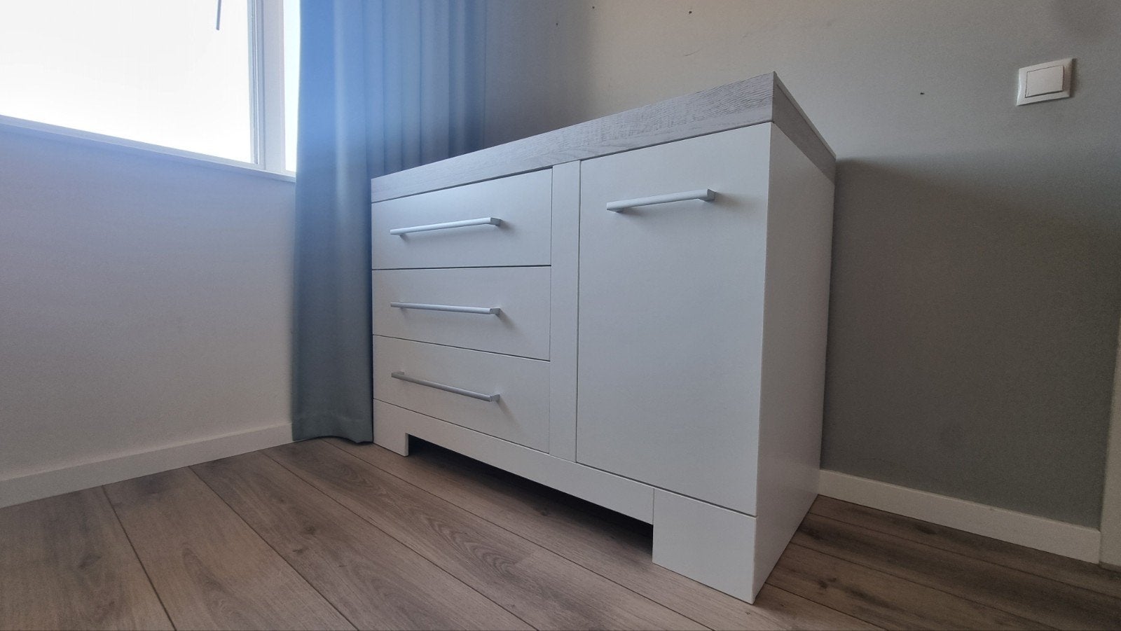 Complete babykamer Futura TWF. Ledikant, commode en kast in, Huis en Inrichting, Kasten | Kledingkasten, Gebruikt, 100 tot 150 cm