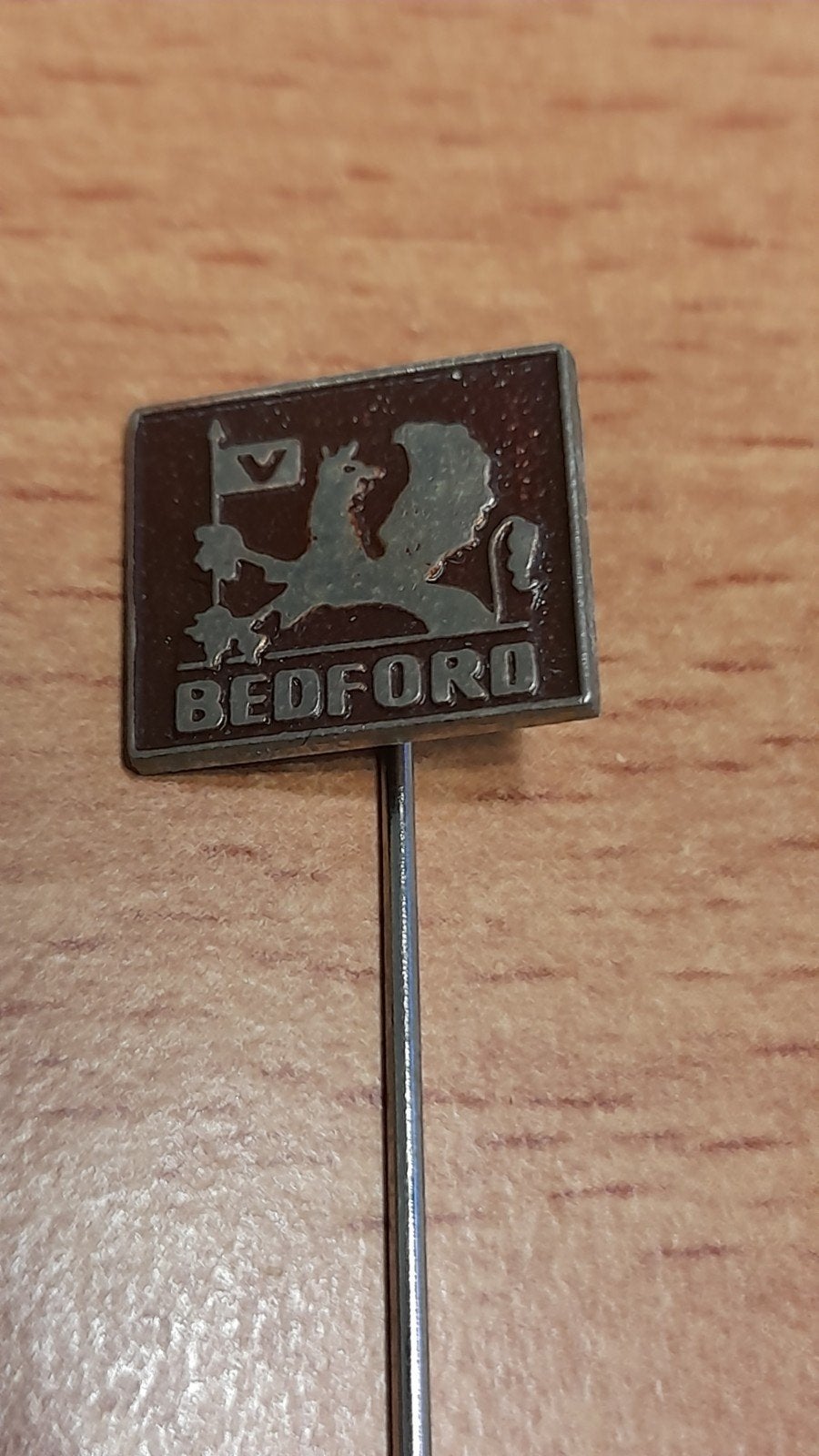 Vintage Bedford Speldje / Pin - Auto's, Verzenden, Gebruikt, Auto's