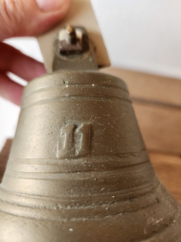 Antieke bronzen scheepsbel gebruikt als deurbel, Antiek en Kunst, Ophalen, Brons