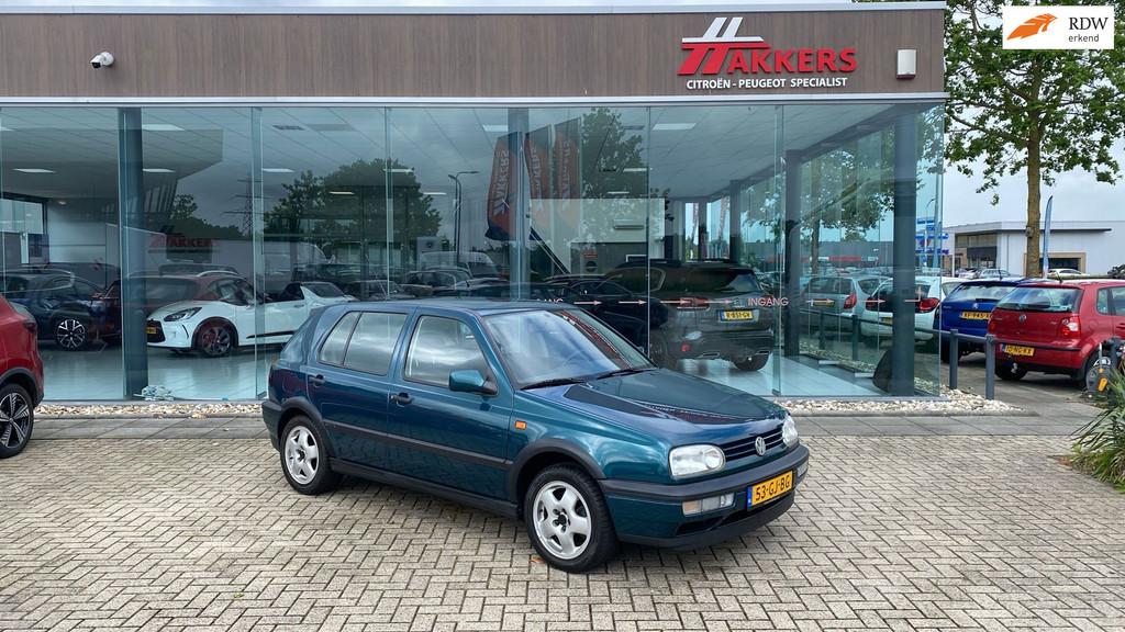 Volkswagen Golf 2.0-16V GTI, Auto's, Volkswagen, 4 cilinders, 49 €/maand, Handgeschakeld, Golf