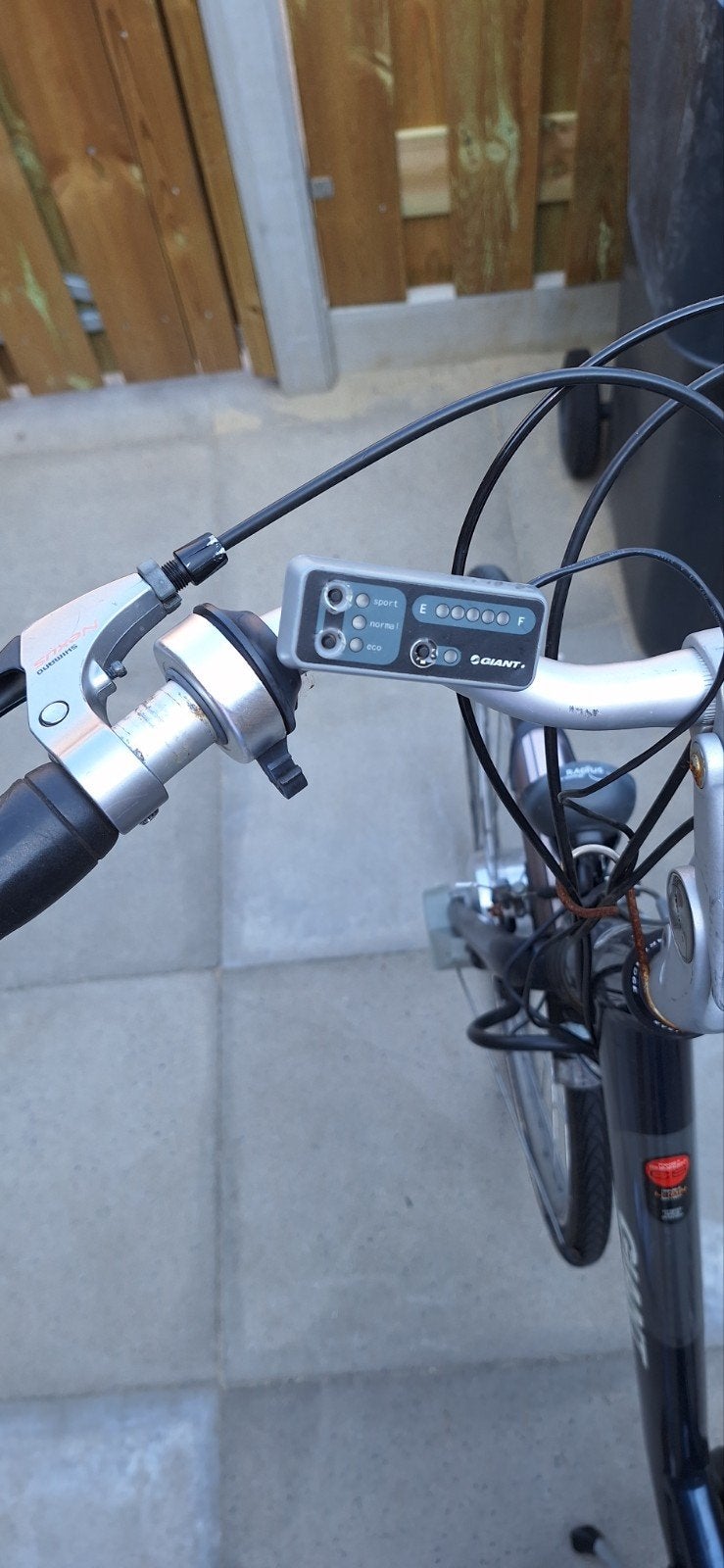 Te koop Giant twist double , Display en schakeling., Fietsen en Brommers, Fietsonderdelen, Ophalen, Gebruikt