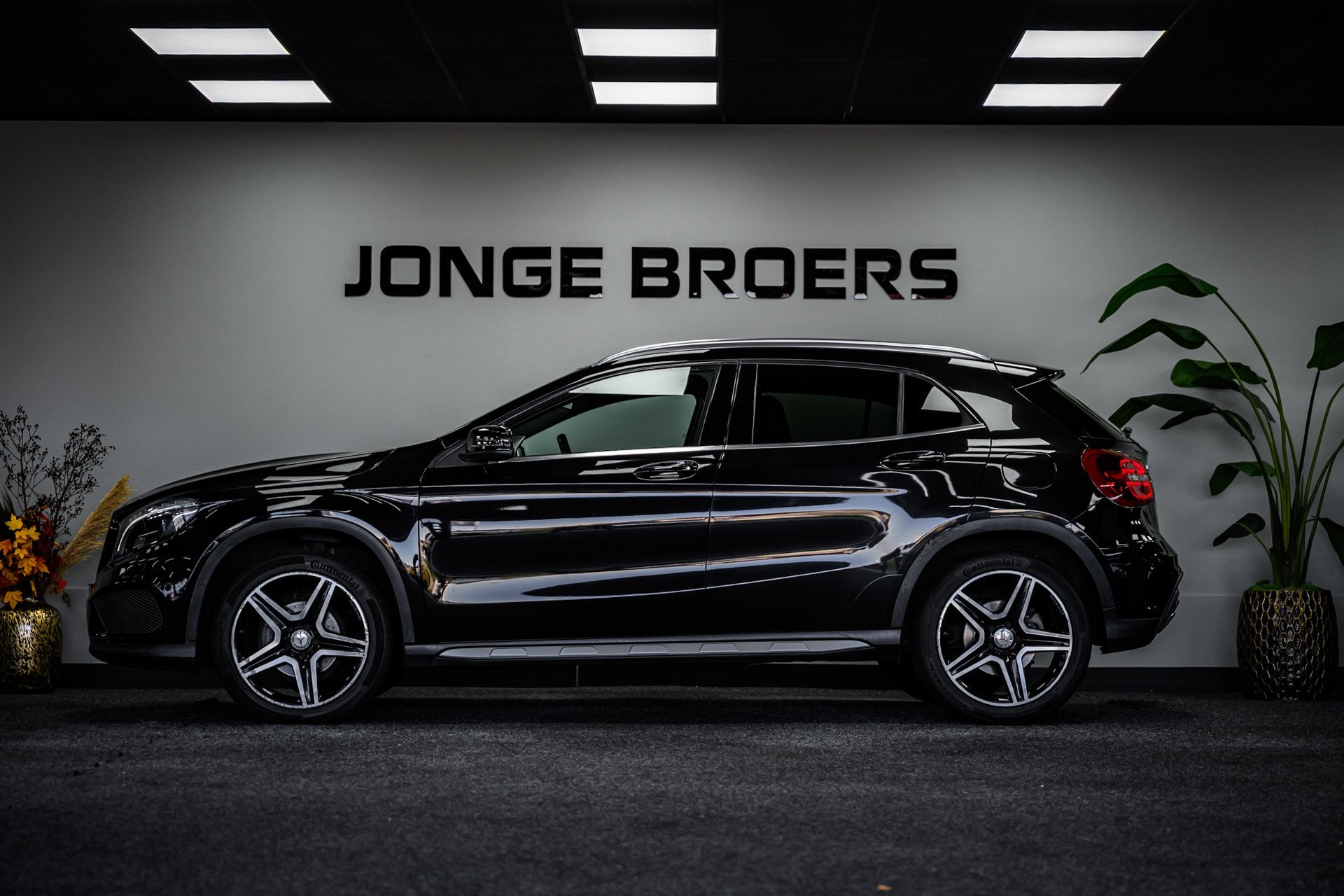 Mercedes-Benz GLA-klasse 200 Prestige, Auto's, Sportstoelen, Gebruikt, Euro 6, 715 kg