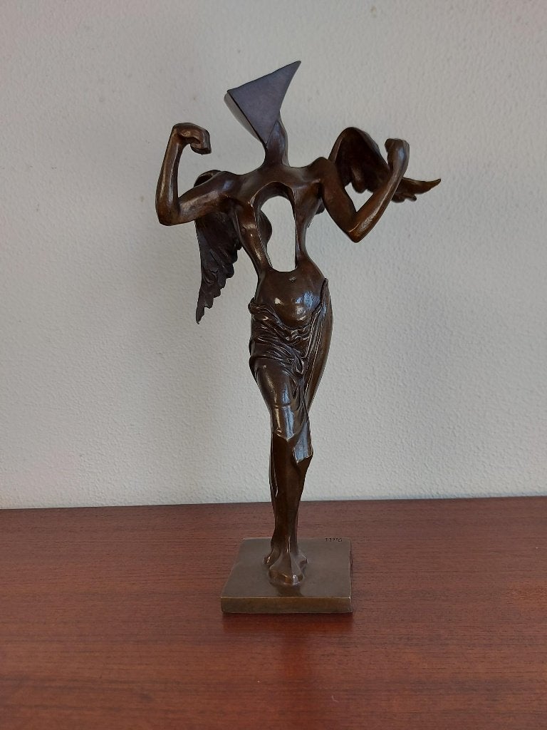 Bronzen Beeld Surrealistische Engel Salvador Dali Gesigneerd, Overige onderwerpen, Ophalen of Verzenden, Brons, 20 - 50 cm