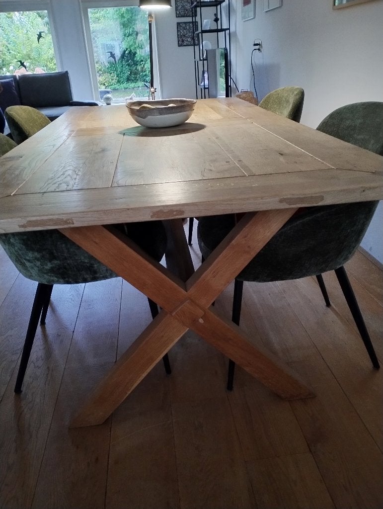 Houten (eet)tafel (Oostzaan), Ophalen, Gebruikt, Eikenhout, 50 tot 100 cm