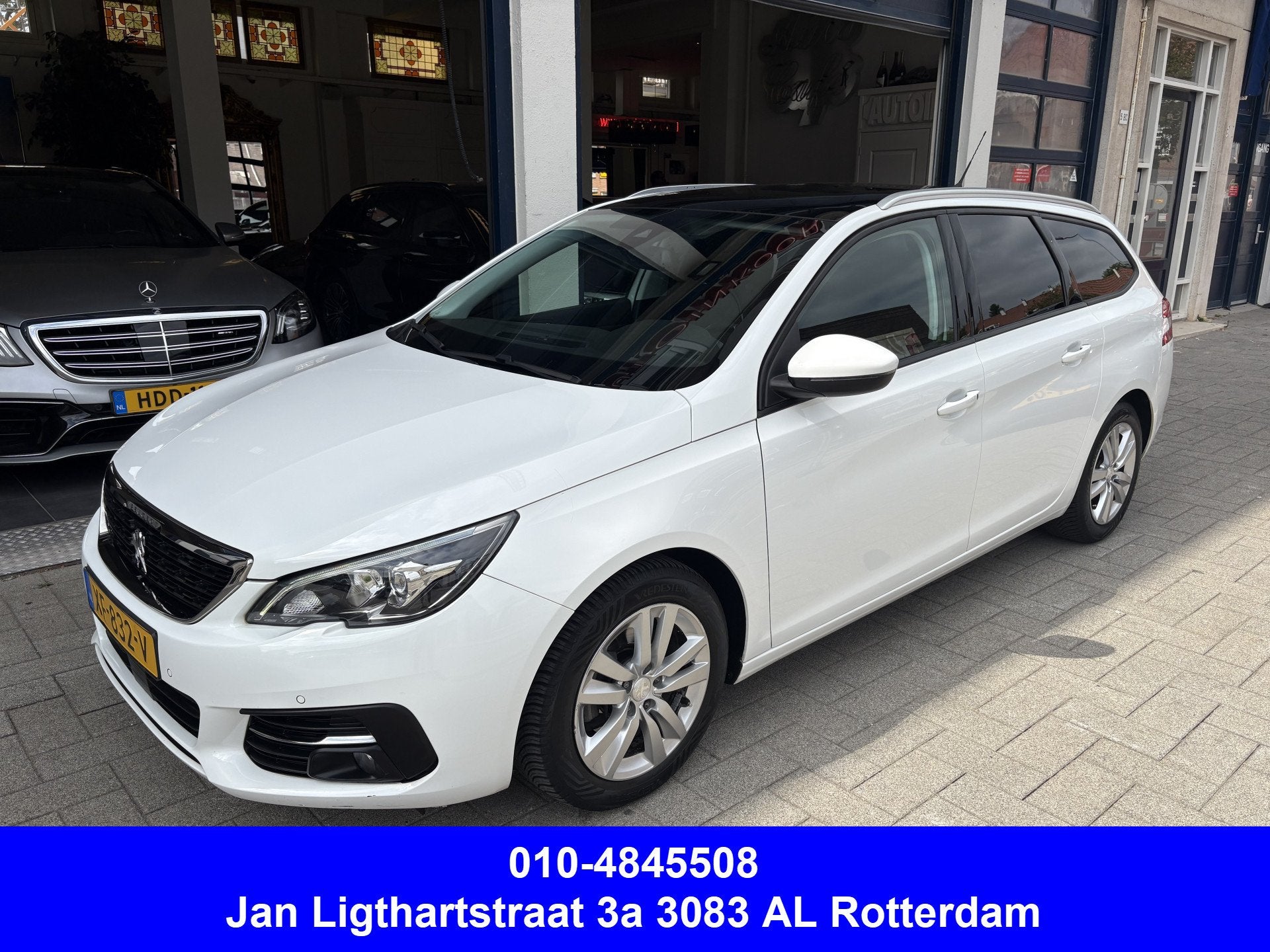 Peugeot 308 SW 1.2 P.T B Lease Executive NIEUWE DISTRIBUTIE., Voorwielaandrijving, Gebruikt, Euro 6, 1199 cc