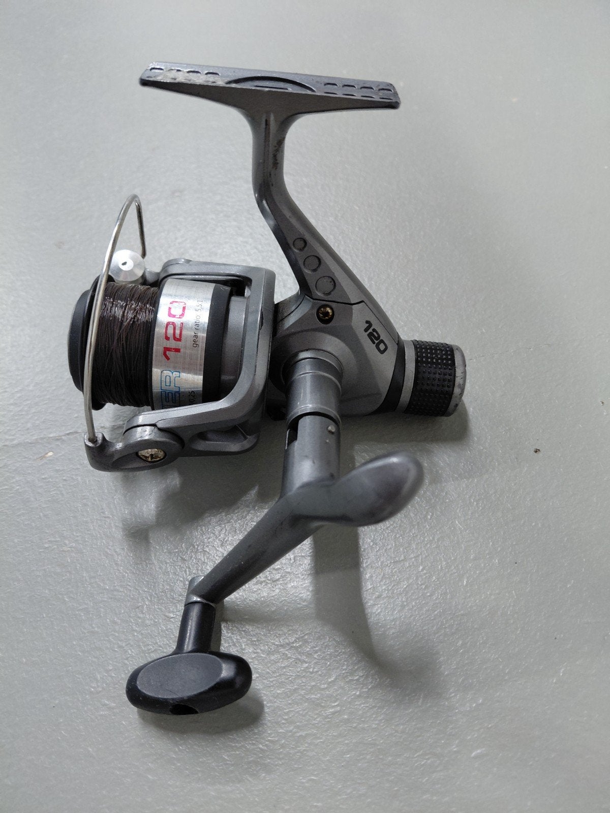 Spro molen Boxxer 120 bb Gr.5.5:1 met nylon Zie beschrijving, Watersport en Boten, Ophalen of Verzenden, Zo goed als nieuw, Molen