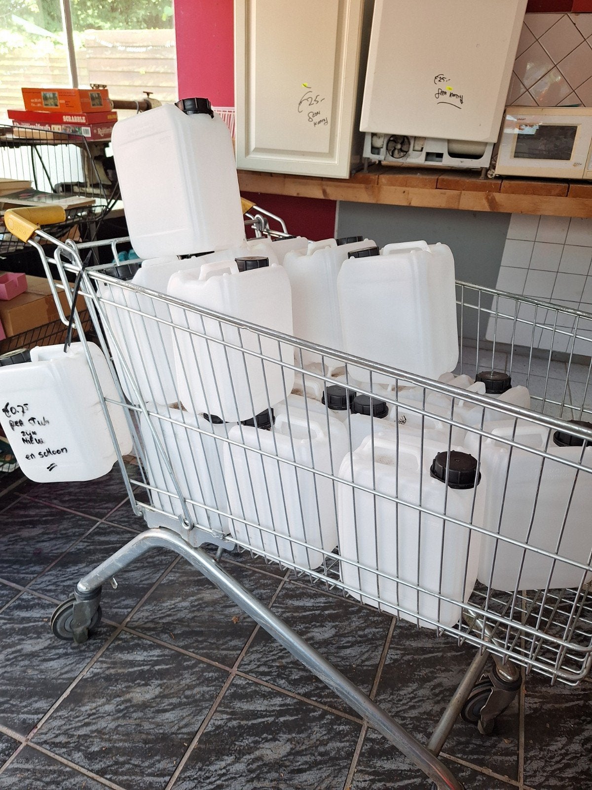 Jerry tanks 5 L, Tuin en Terras, Minder dan 75 liter, Ophalen, Nieuw
