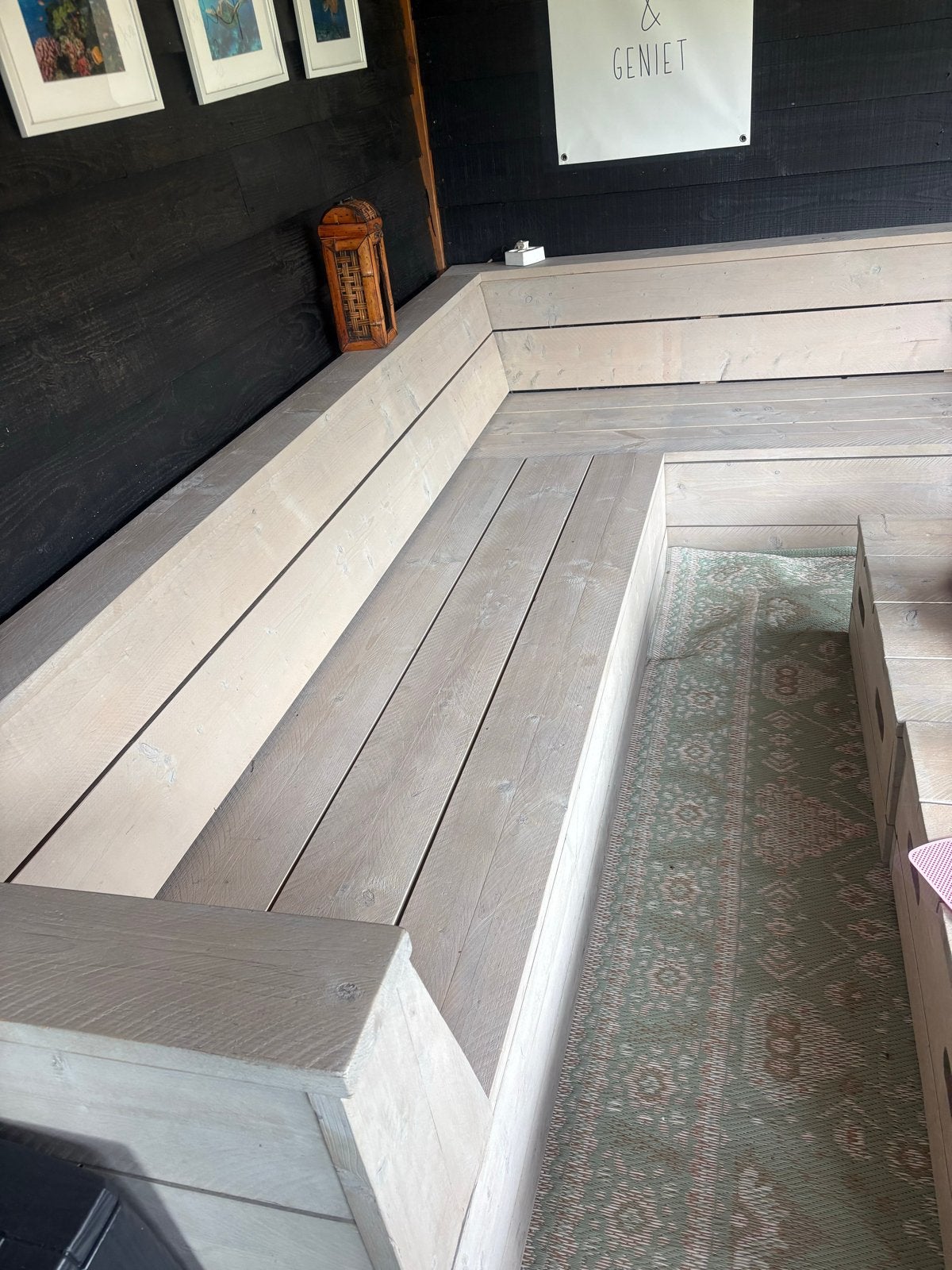 Steigerhouten Hoekbank met kussens en 2 salontafels, Ophalen, Gebruikt, Hoekbank, 300 cm of meer