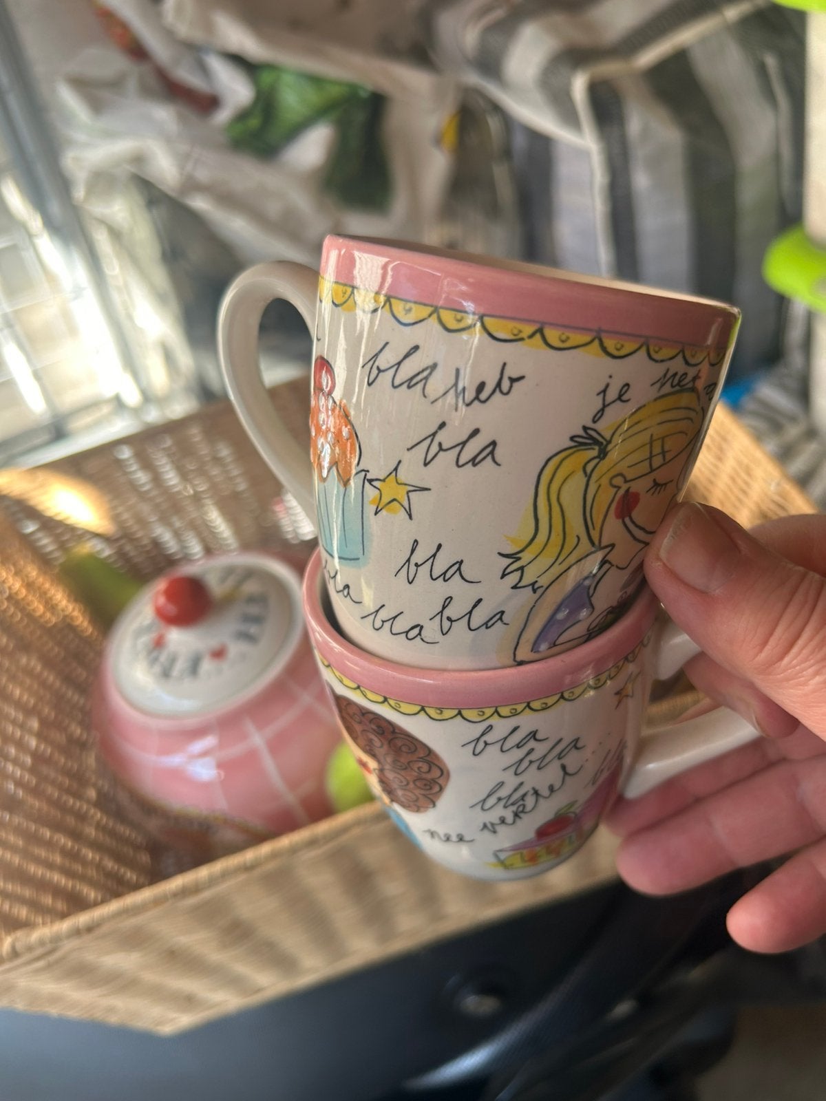 Blond servies, Ophalen, Zo goed als nieuw, Aardewerk