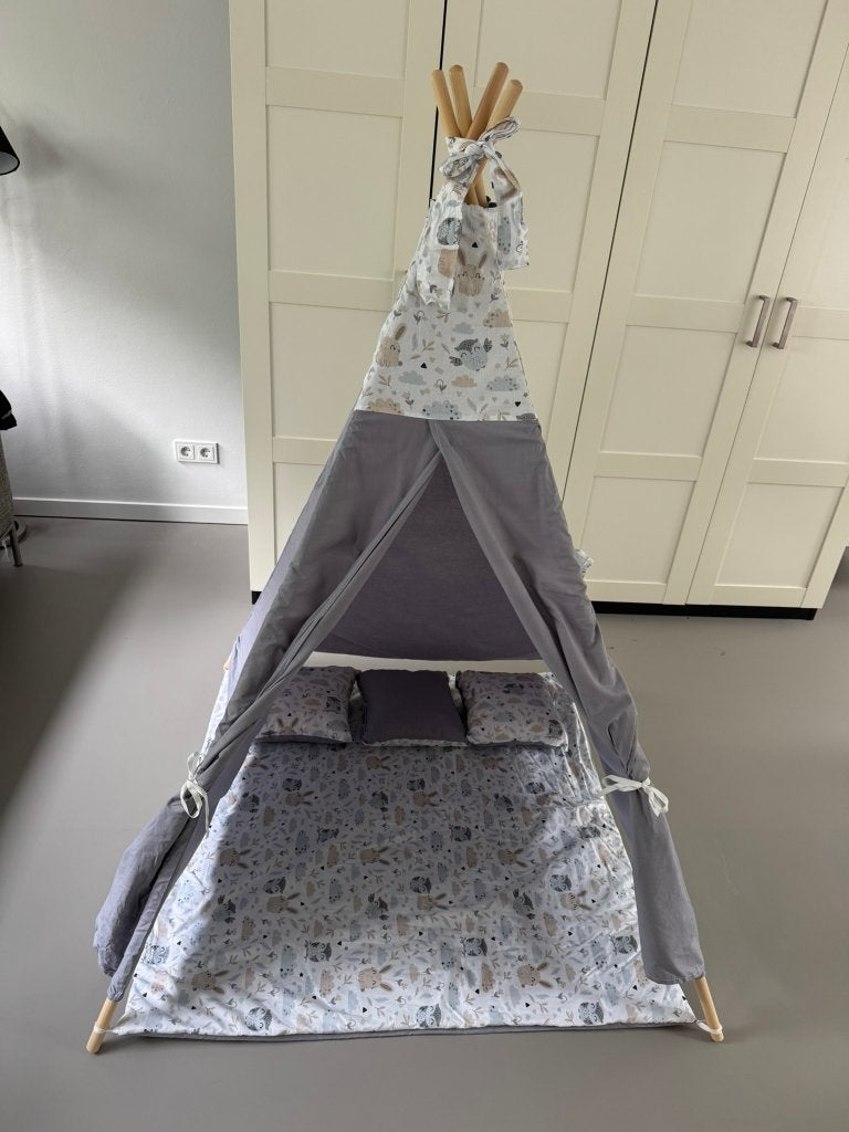 Leuke speeltent / tipi voor kinderen, Ophalen, Zo goed als nieuw