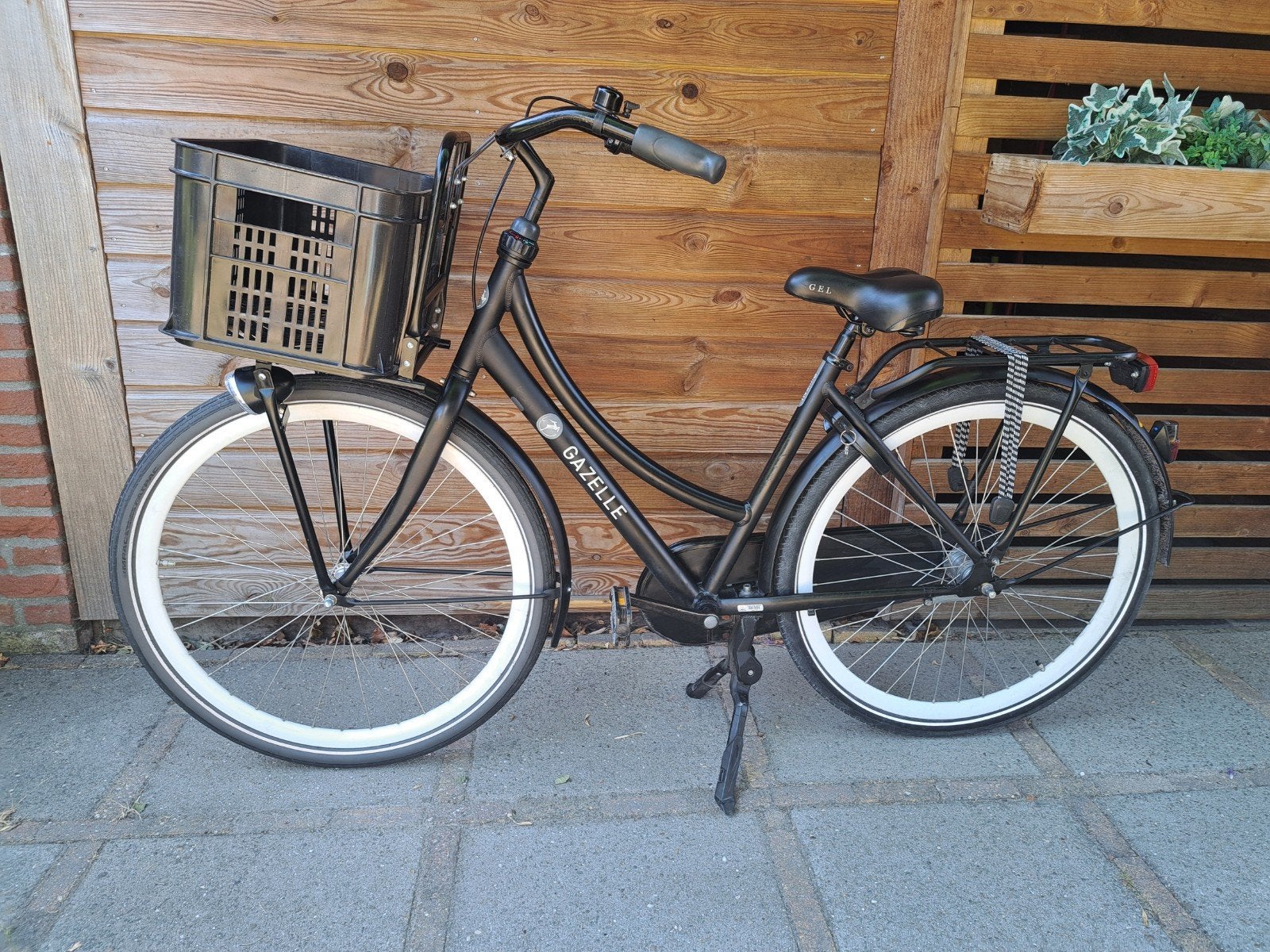 Gazelle puur damesfiets, omafiets 28 inch 3 versnellingen, Fietsen en Brommers, Fietsen | Dames | Moederfietsen, Ophalen, Terugtraprem
