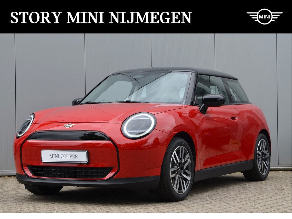 MINI Hatchback Cooper E / Classic / Pakket S / 17 inch Paral, Met garantie (alle), 4 stoelen, Nieuw, Cooper