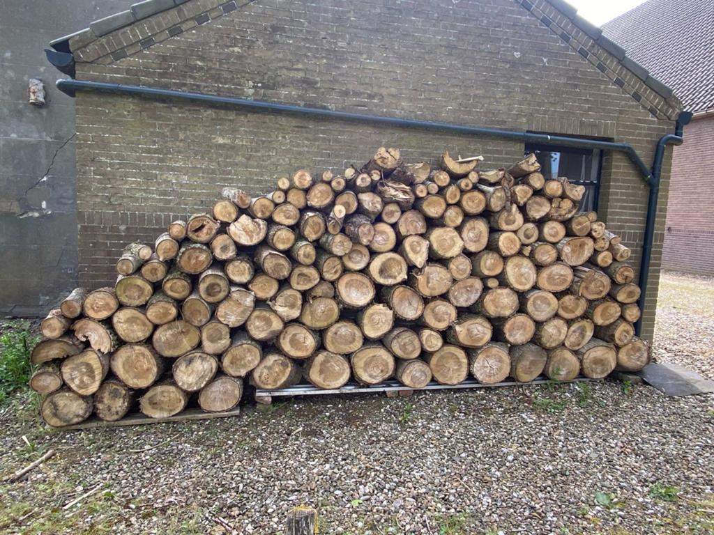 Populierenhout brandhout - 4.59m breed, 1.50m hoog, Tuin en Terras, Haardhout, Minder dan 3 m³, Ophalen