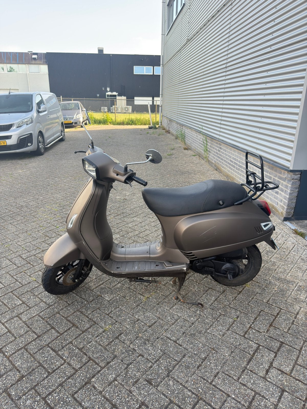 Killerbee Sport TY50QT-5D (2021), Fietsen en Brommers, Snorfietsen en Snorscooters, Zo goed als nieuw, Benzine, Ophalen, Overige merken