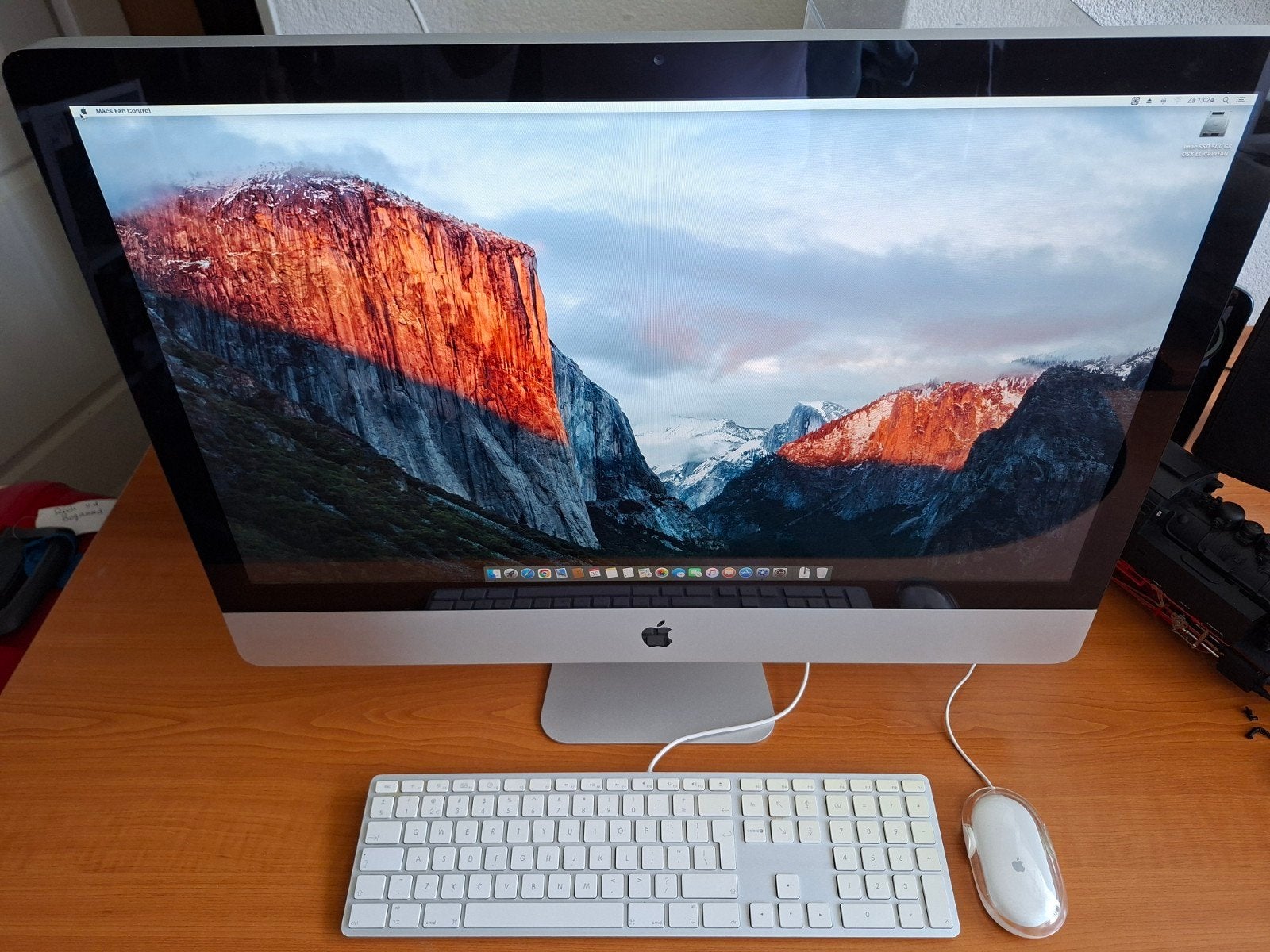 Apple iMac late 2009, 27 inch 3.06 GHz, SSD, Computers en Software, Apple Desktops, Ophalen, Gebruikt, SSD, IMac