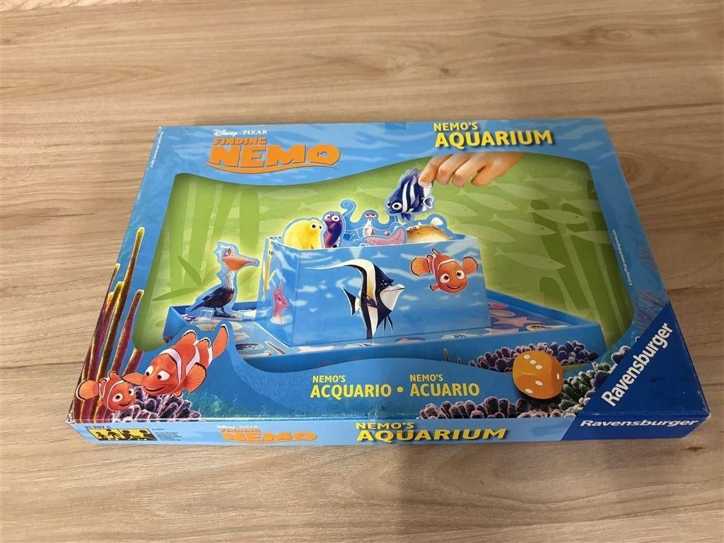 neo aquarium disney pixar - s4260, Hobby en Vrije tijd, Gezelschapsspellen | Bordspellen, Verzenden, Zo goed als nieuw