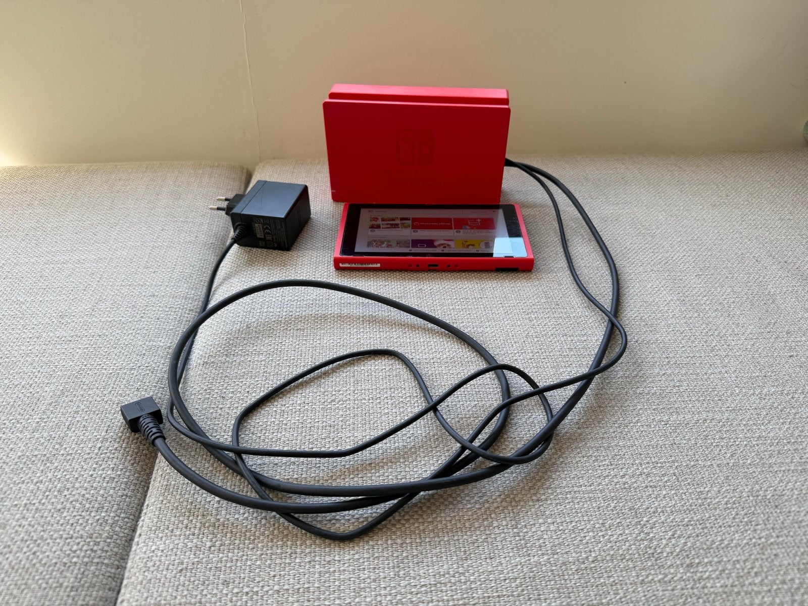 Nintendo Switch Original met Dock en Oplader, Ophalen of Verzenden, Gebruikt, Zonder controller, Switch Original