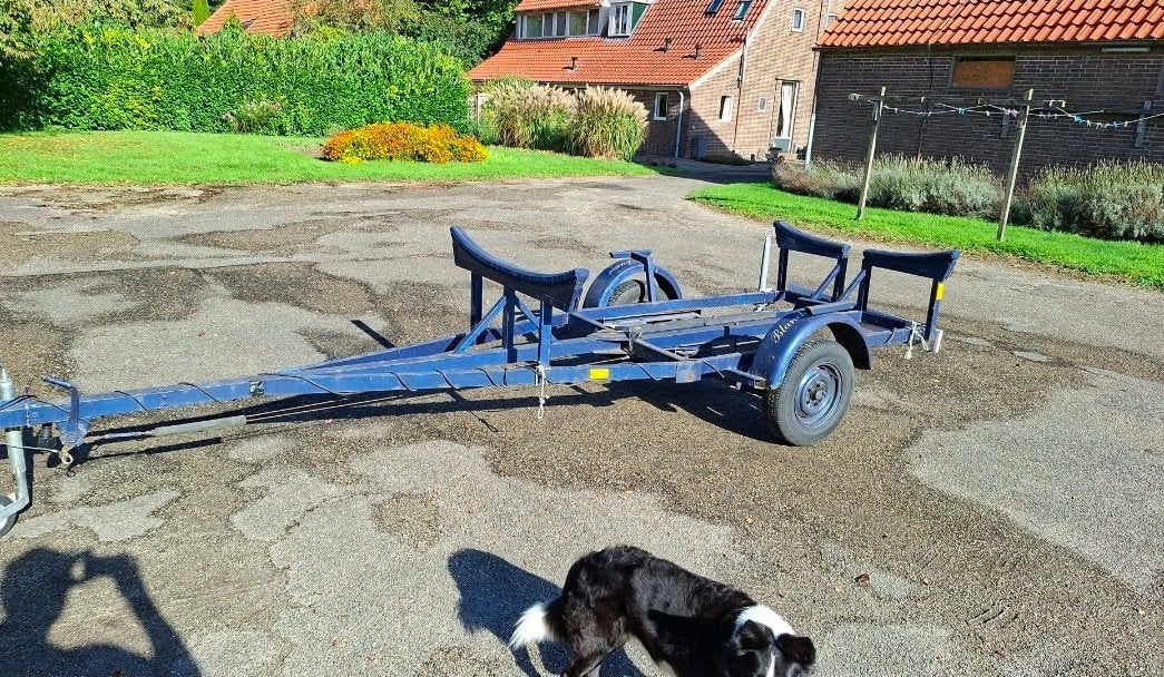 Kielboot trailer geremde uitvoering  tot 750KG!!!!, Ophalen, Minder dan 1500 kg, Gebruikt, Geremd