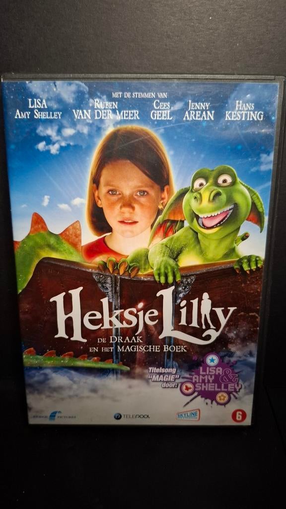 Heksje Lilly: De Draak en Het Magische Boek (DVD), Vanaf 6 jaar, Ophalen of Verzenden, Zo goed als nieuw