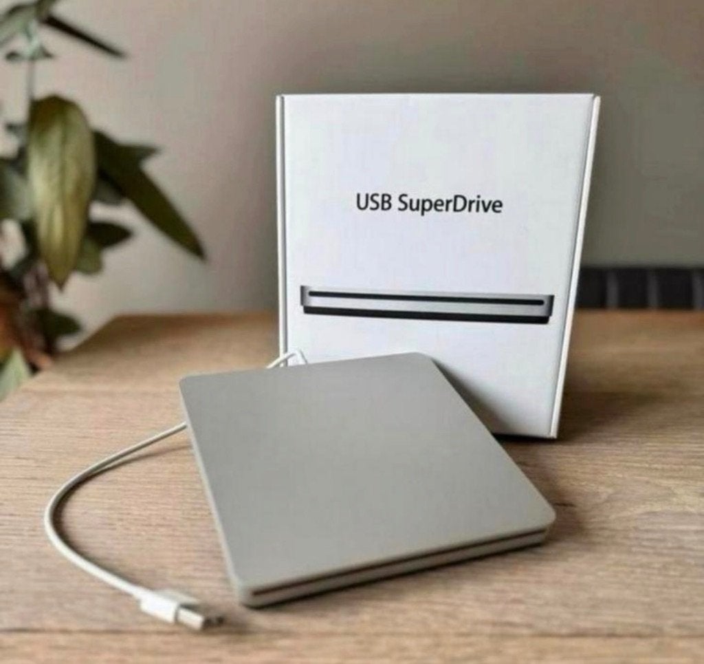  Superdrive (Compleet met USB-C adapter), Computers en Software, Optische drives, Ophalen, Cd, Zo goed als nieuw, Extern