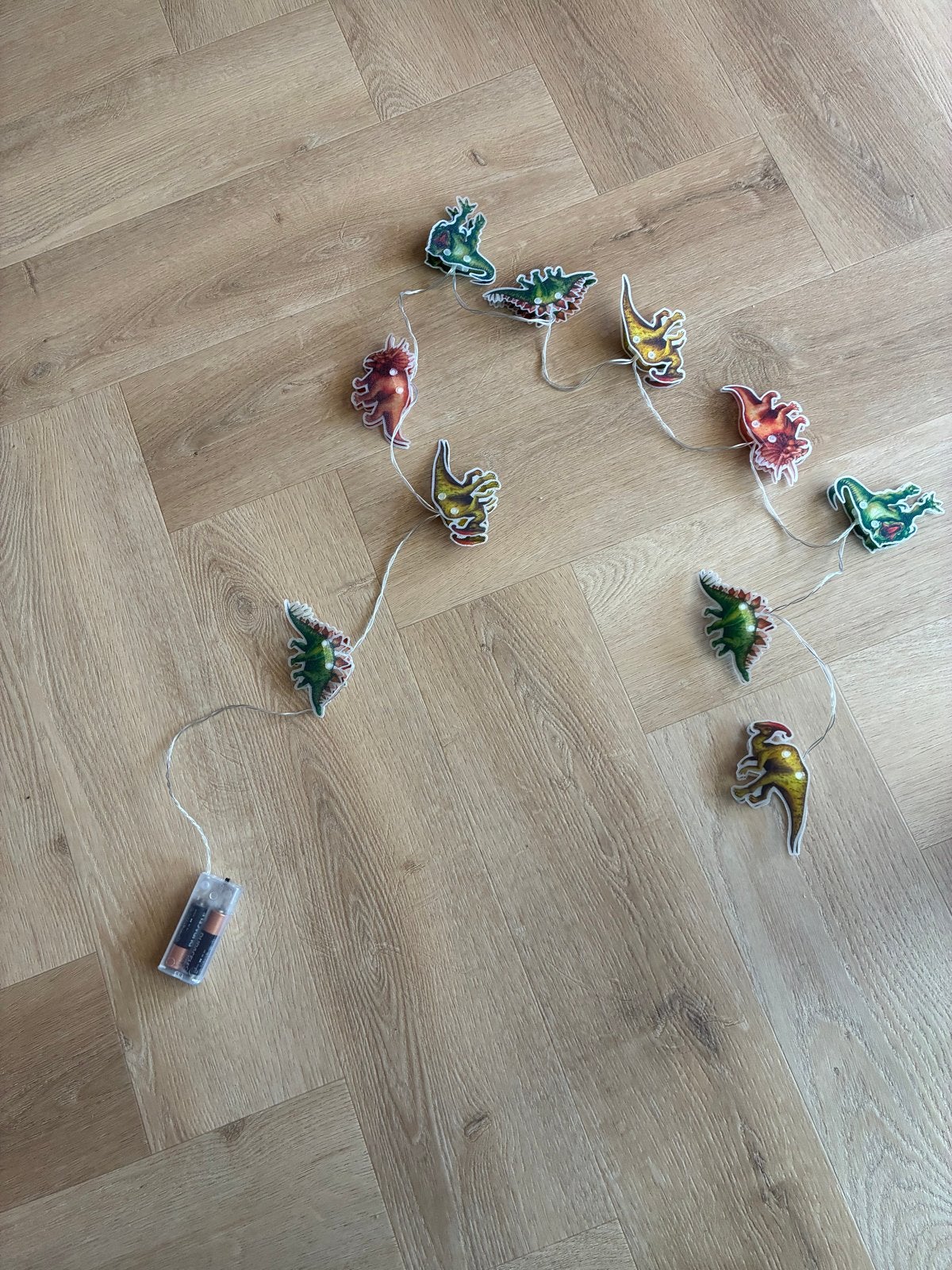 Dinosaurus LED Lichtslinger op Batterijen, Ophalen, Overige merken, Kunststof, Meerkleurig
