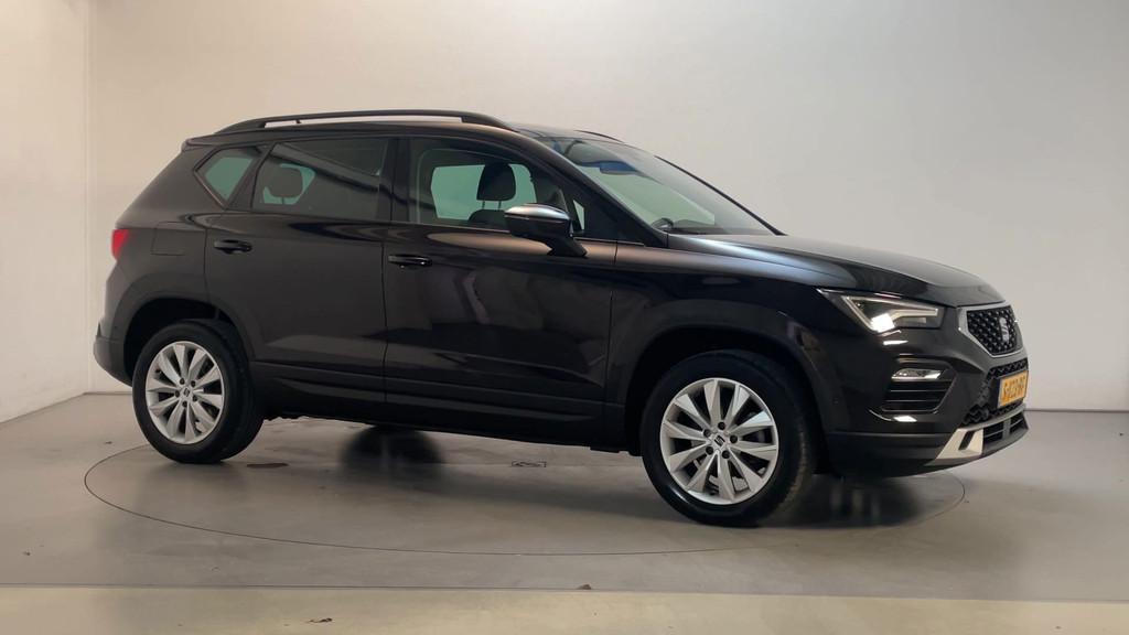 Seat Ateca 1.5 TSI 150pk DSG Style Business Intense LED Came, Auto's, Seat, Stof, 4 cilinders, Ateca, Zwart