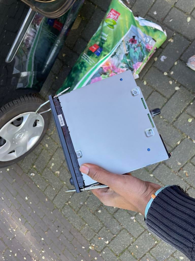 Originele autoradio Renault Twingo 2009, Ophalen of Verzenden, Gebruikt