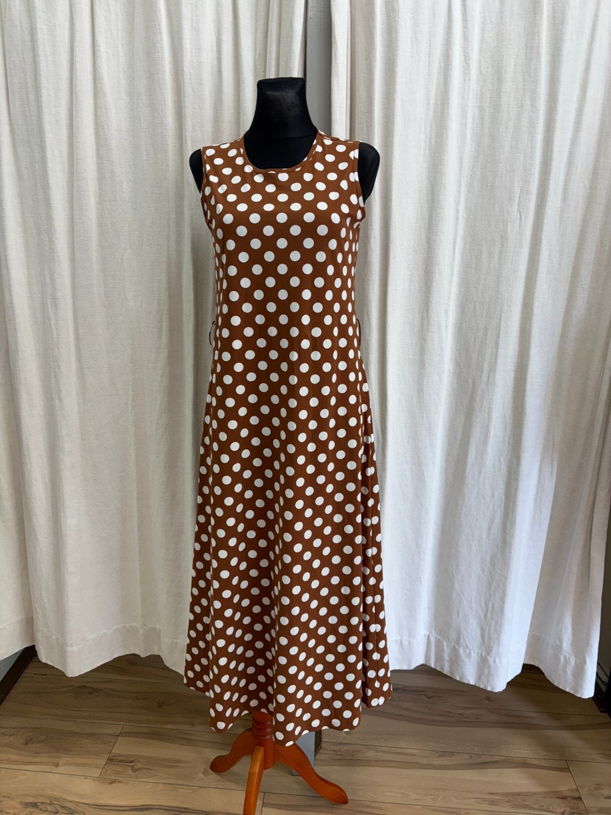 Studio Anneloes jurk maat XS travelstof, Kleding | Dames, Jurken, Bruin, Ophalen of Verzenden, Zo goed als nieuw, Maat 34 (XS) of kleiner