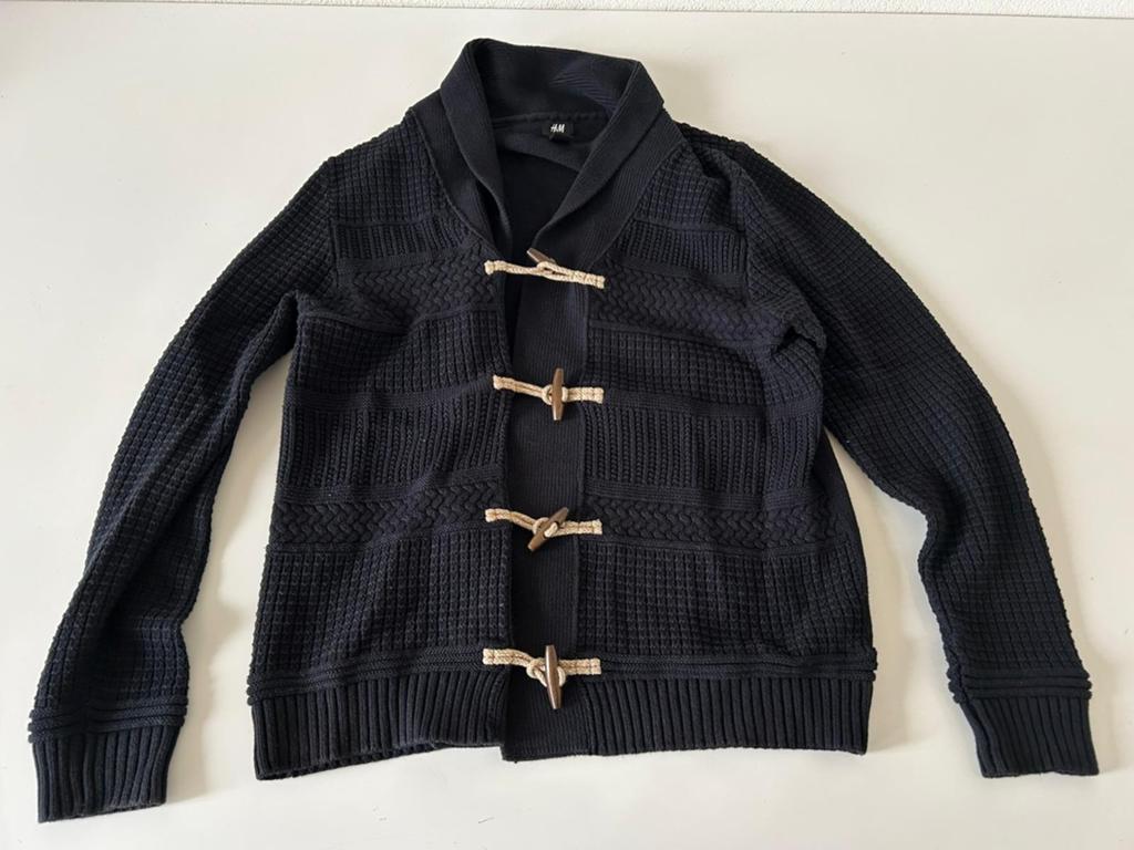 H&M Heren Vest Zwart Maat L met Toggle Sluiting, Kleding | Heren, Truien en Vesten, Maat 52/54 (L), Zwart, Ophalen of Verzenden