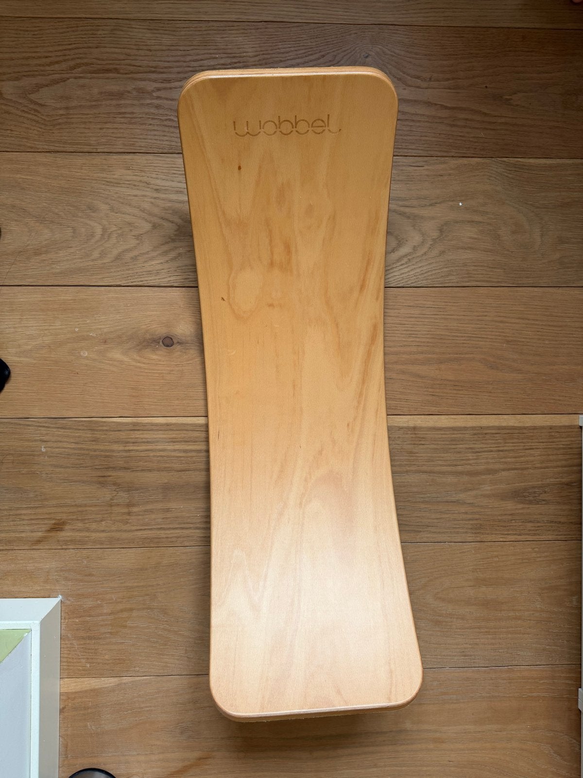 Wobbel Board met Okergeel Vilt