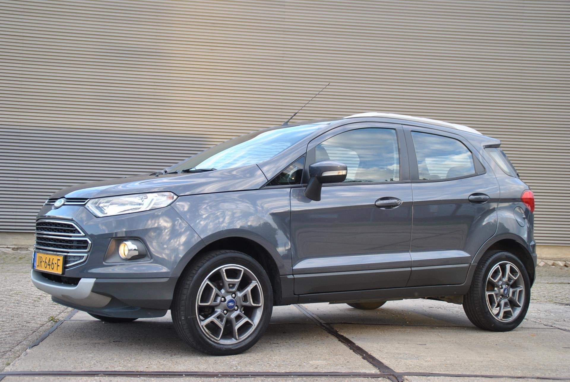 Ford Ecosport 1.0 Ecoboost Titanium, NAVI, PDC, Camera, nwe, Auto's, Voorwielaandrijving, Dealer onderhouden, 125 pk, Gebruikt